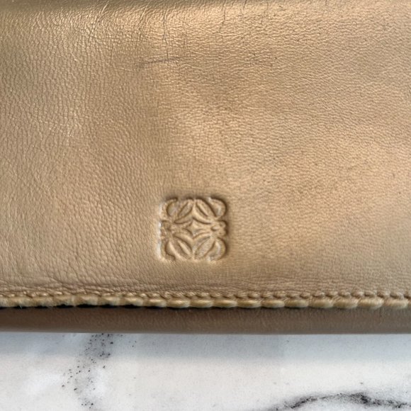 Loewe Anagram Tassel Leather Long Wallet in Light Gold - Picture 2 of 13